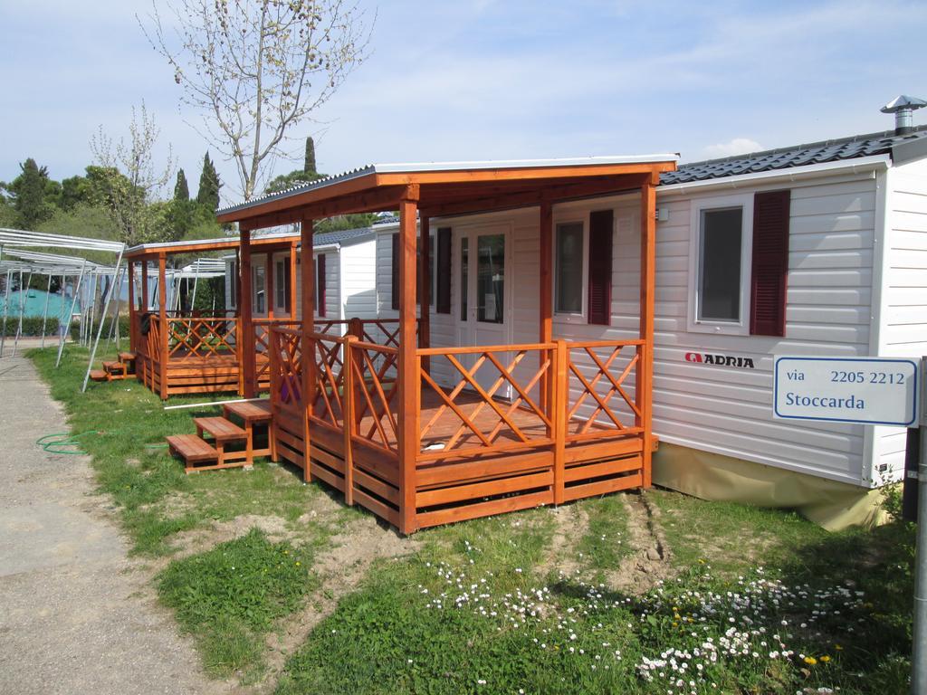 Mobilhome Victoria Bella Italia Peschiera del Garda Exterior photo